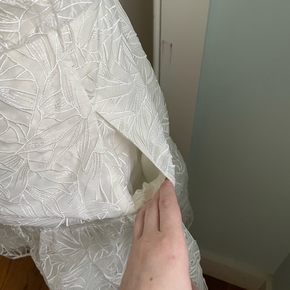 Marchesa NWOT White Lace Eyelet Dress - Picture 4 of 15